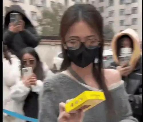 模特爆料吃瓜是真的吗视频,吃瓜真相揭秘，视频揭露惊人内幕